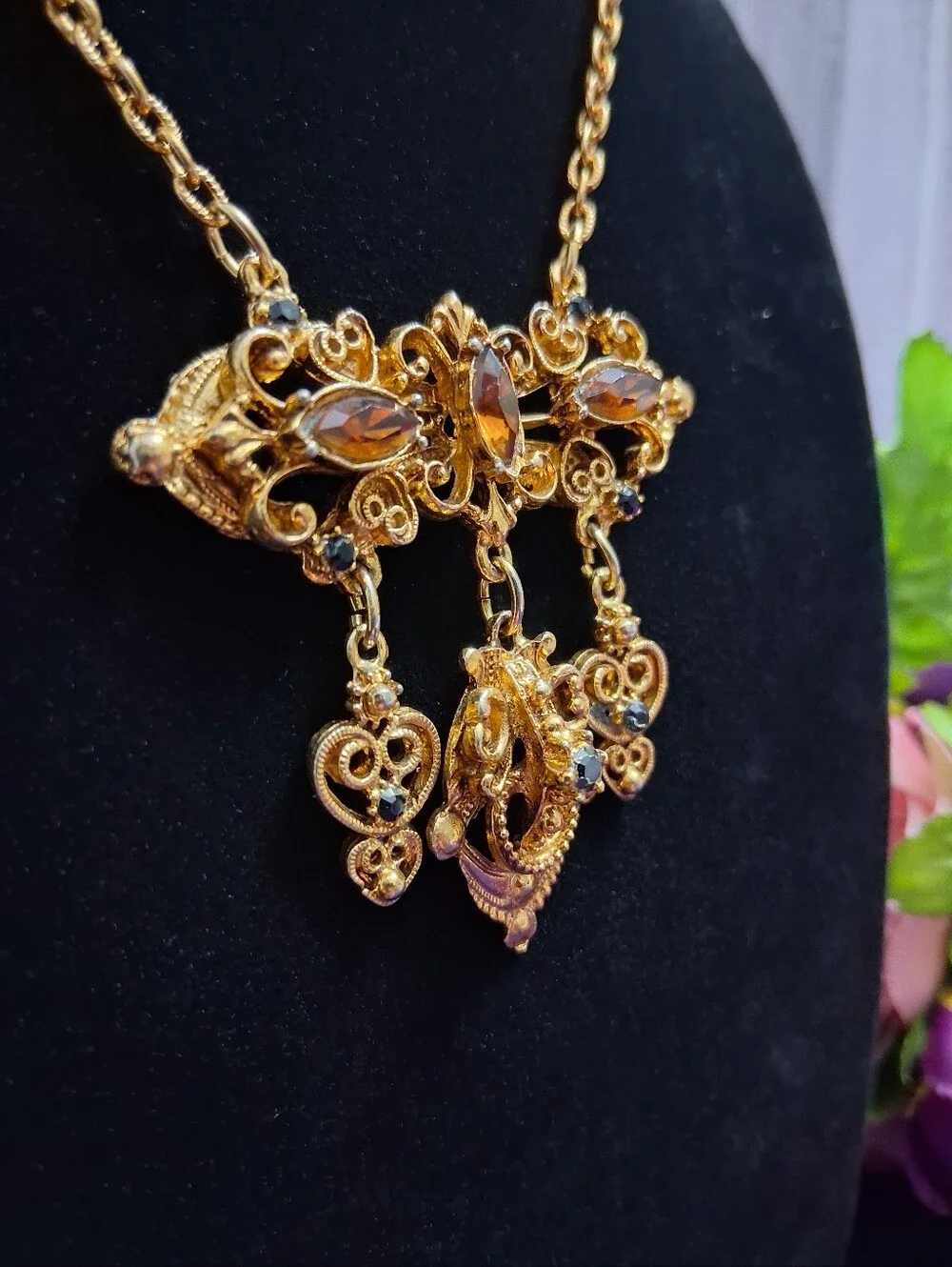 Vintage Victorian Revival Necklace Glass Crystals Goldtone